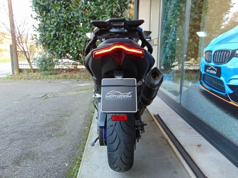 Yamaha T Max 560