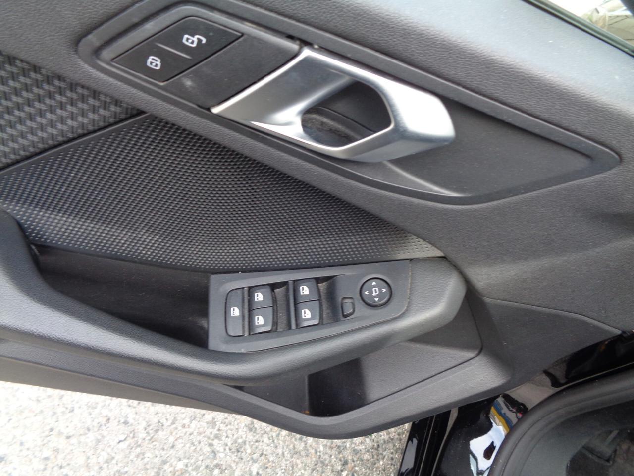 Bmw 116 116i 5p. NEOPATENTATI