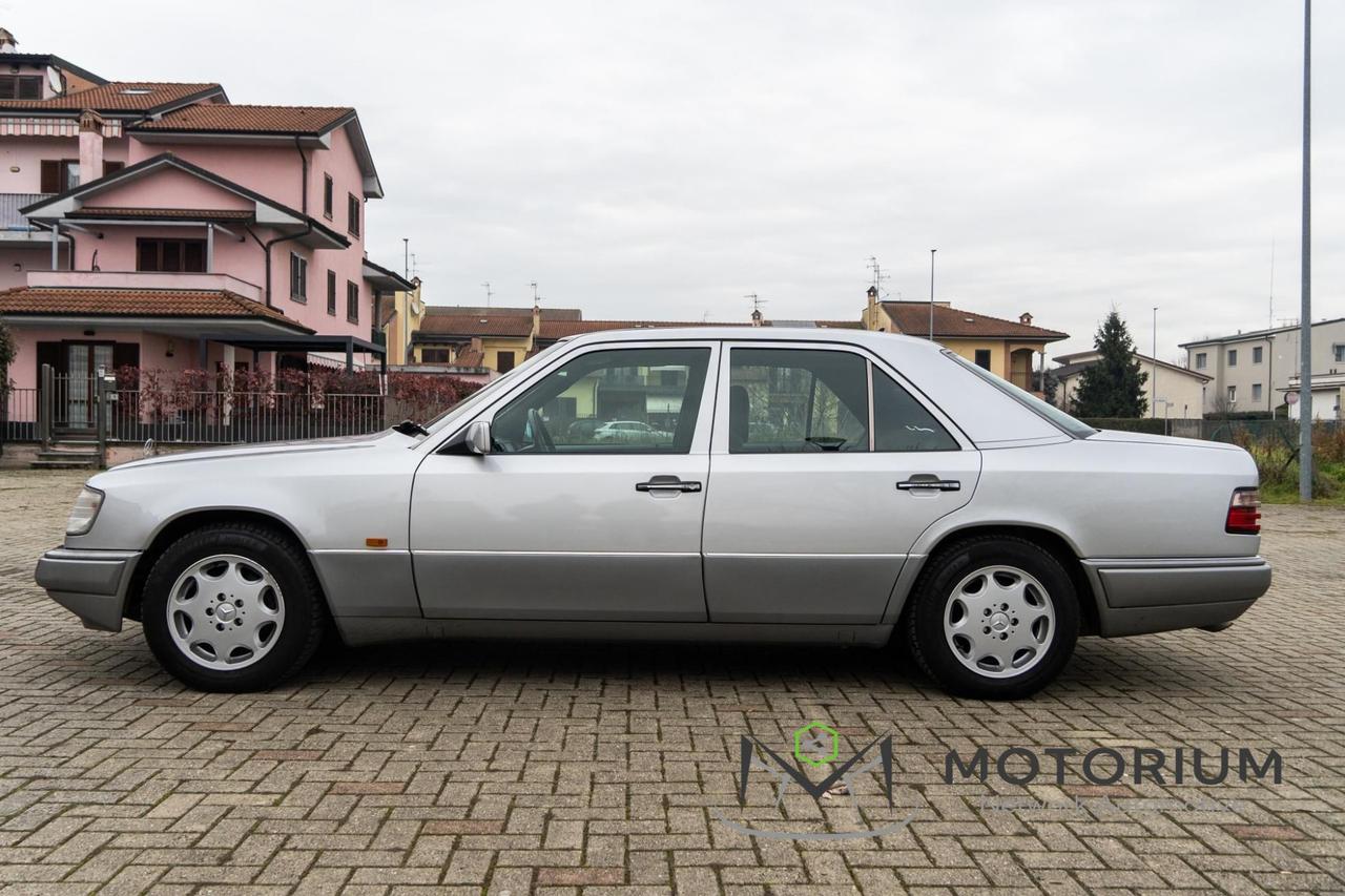 Mercedes E 200 W124 2.0 16v 136CV - ISCRITTA ASI