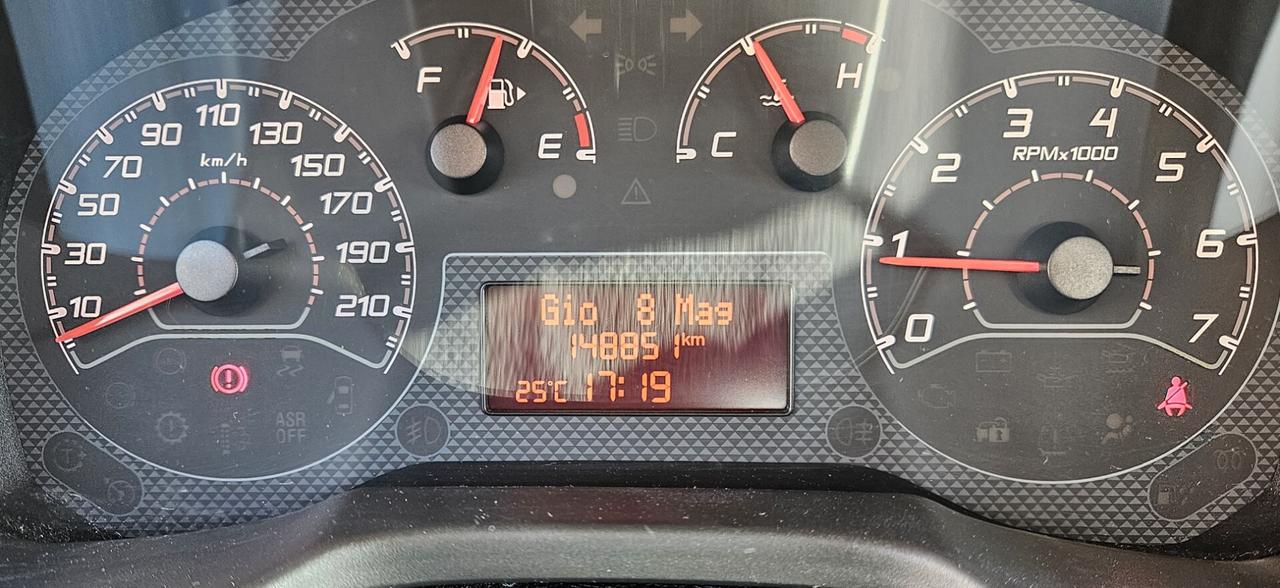 Fiat Qubo 1.3 MJT 80 CV Trekking