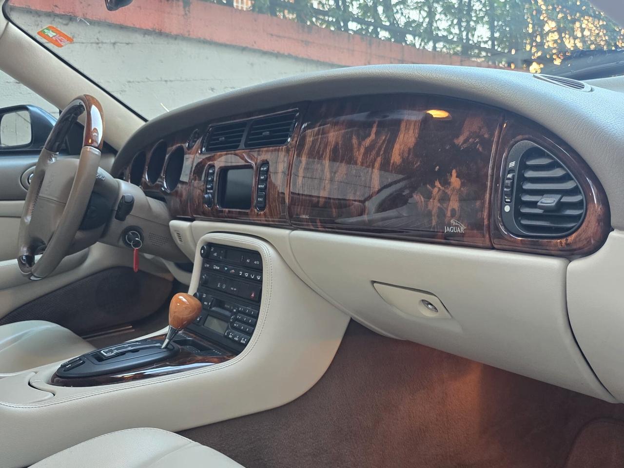 Jaguar XK XK8 4.2 V8 Coupé - Tutti tagliandi Ufficiali Garanzia totale 12 mesi
