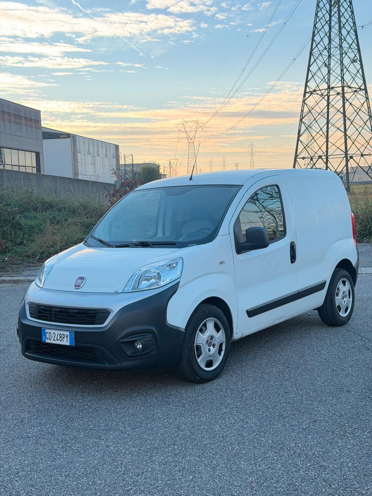 Fiat Fiorino 1.3 MJT 95CV Cargo Adventure