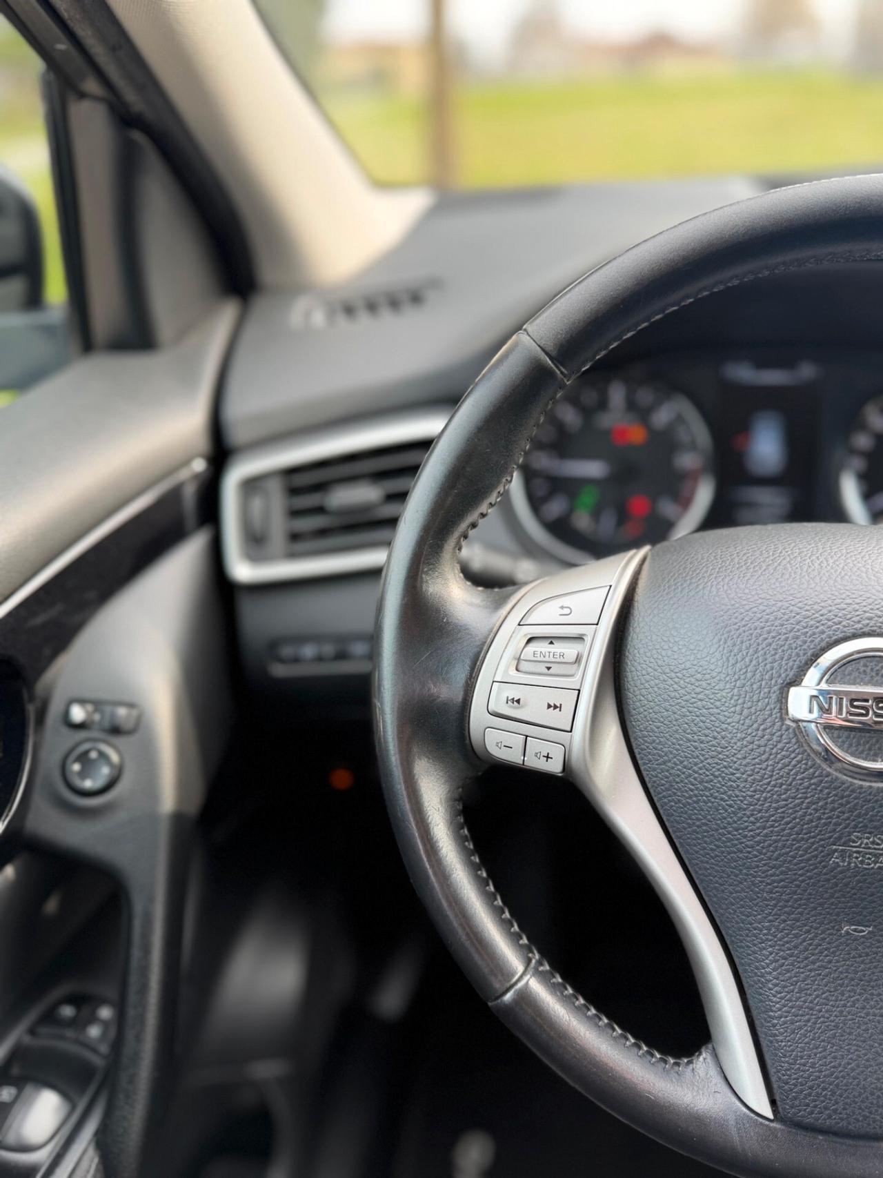 Nissan Qashqai 1.5 dCi Tekna euro6b