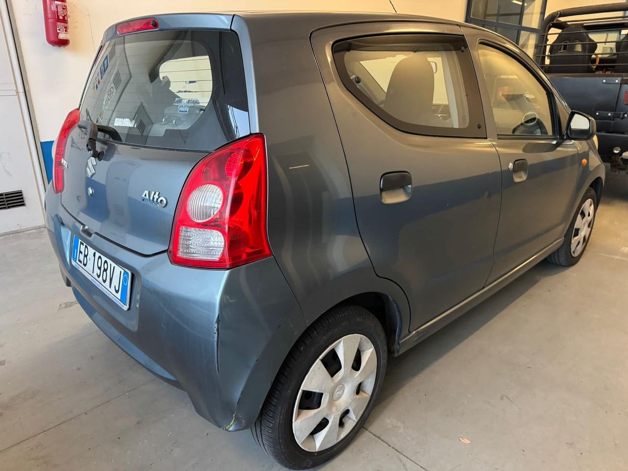 Suzuki Alto 1.0 GPL L