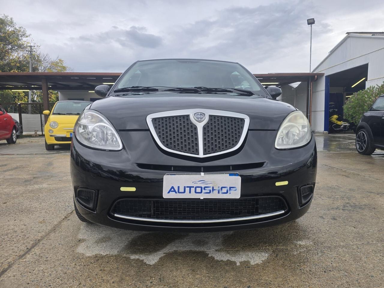Lancia Ypsilon 1.2 Argento