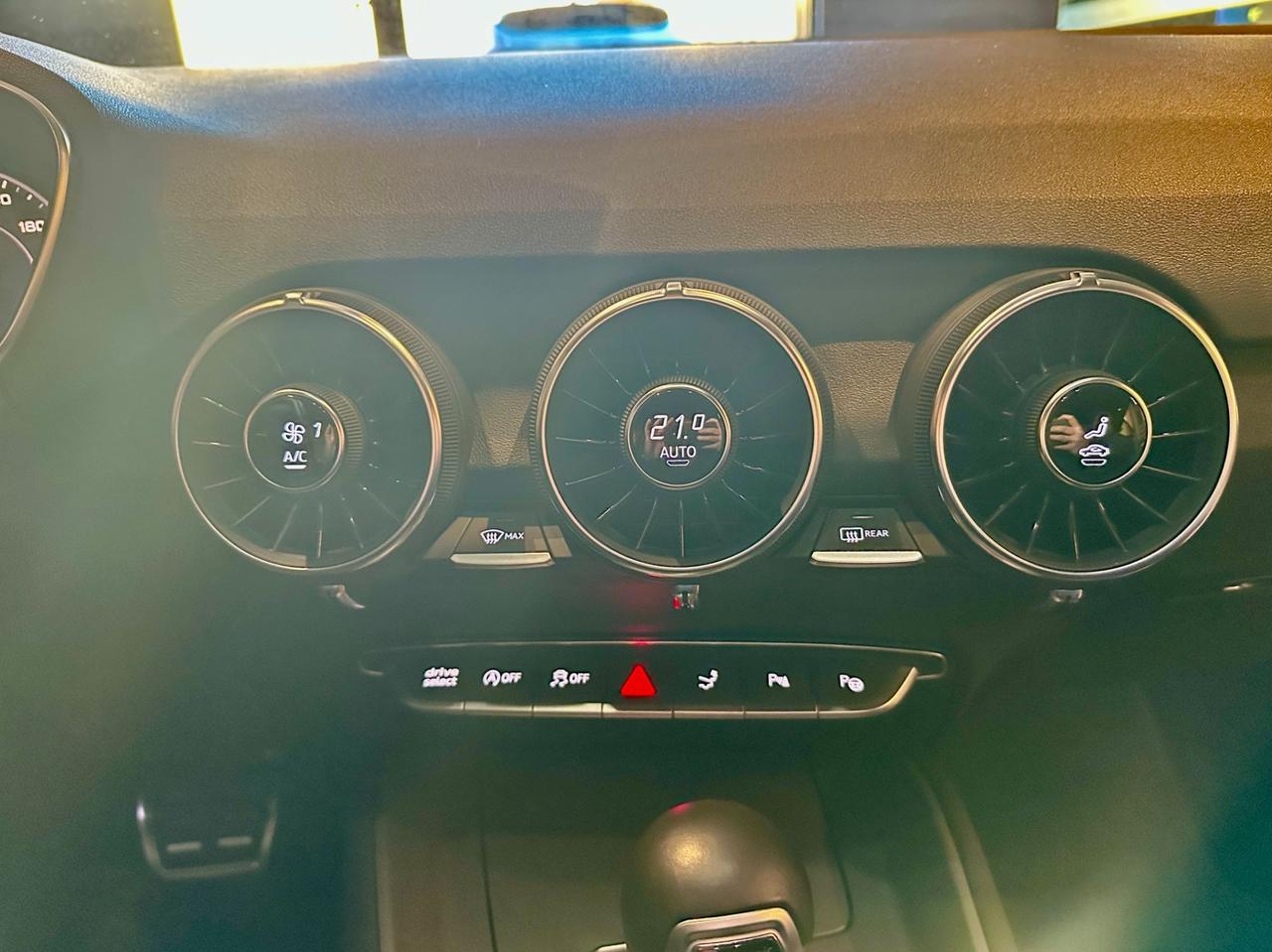 Audi TT TTS Coupé TFSI quattro S tronic