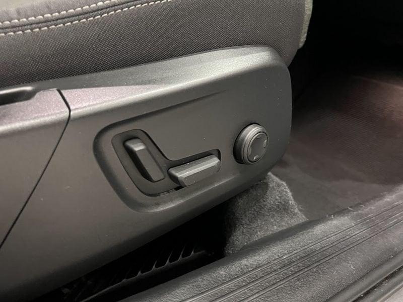 Volvo XC40 XC40 B3 automatico