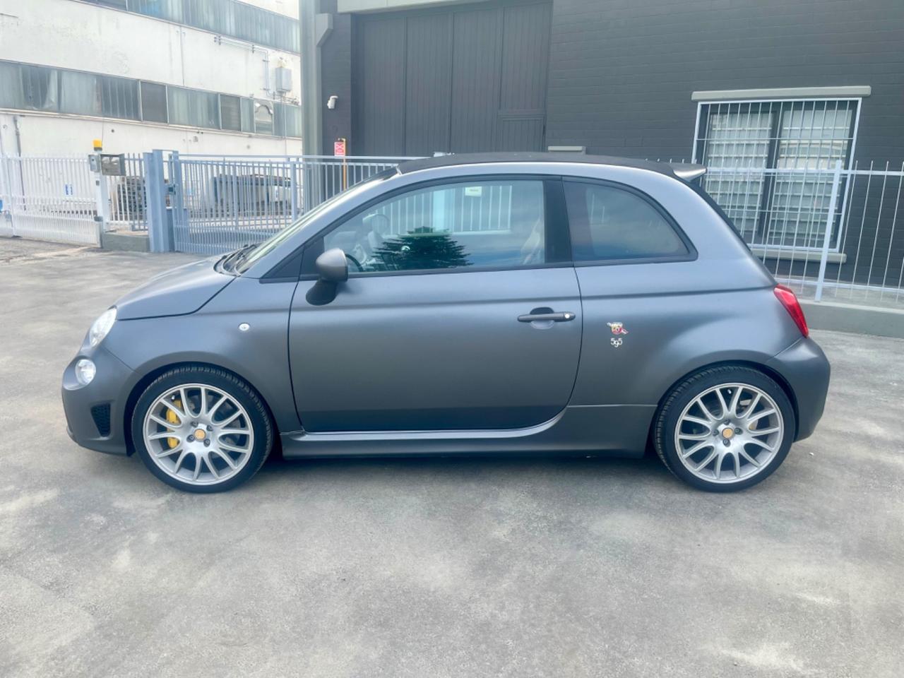 Abarth 595 C 1.4 Turbo T-Jet 180 CV Competizione