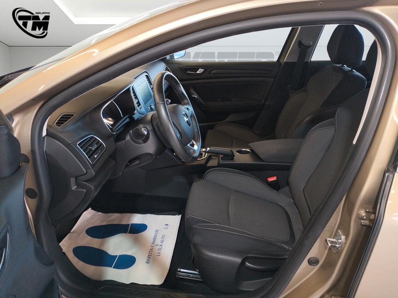 Renault Megane Sporter 1.5 blue dci Business 115cv edc - NEOPATENTATI