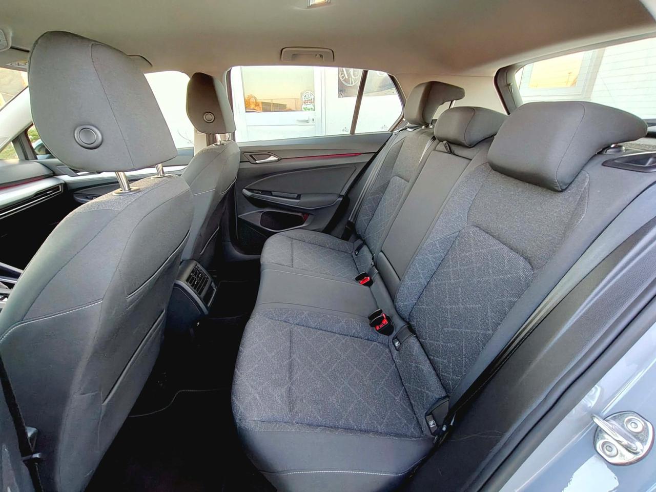 Volkswagen Golf 2.0 TDI DSG SCR Life - 2022