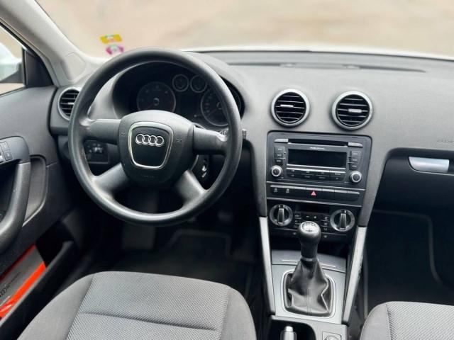 Audi A3 Sportback 1.6 tdi Ambition