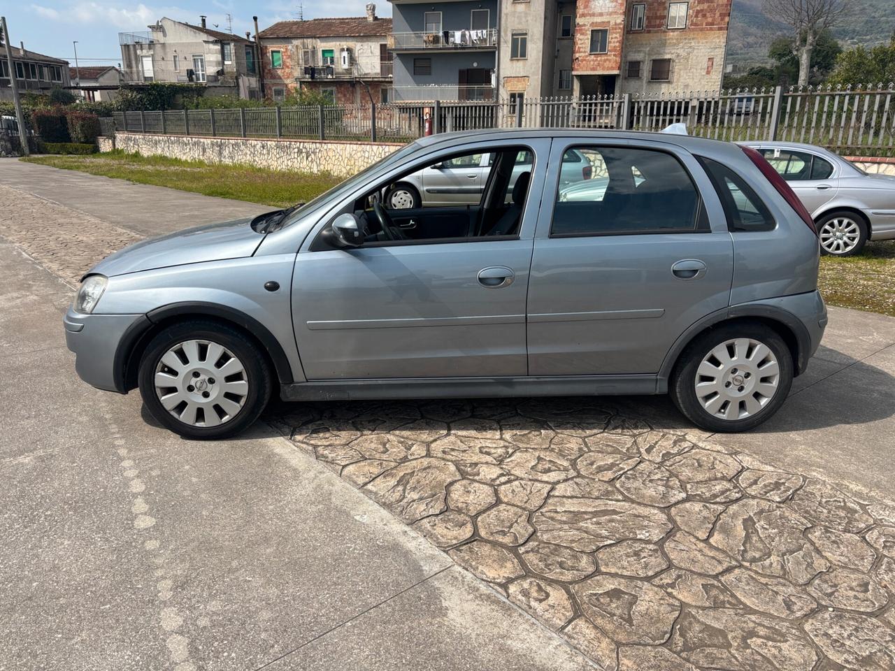 Opel Corsa 1.3 16V CDTI 5 porte Cosmo-2004