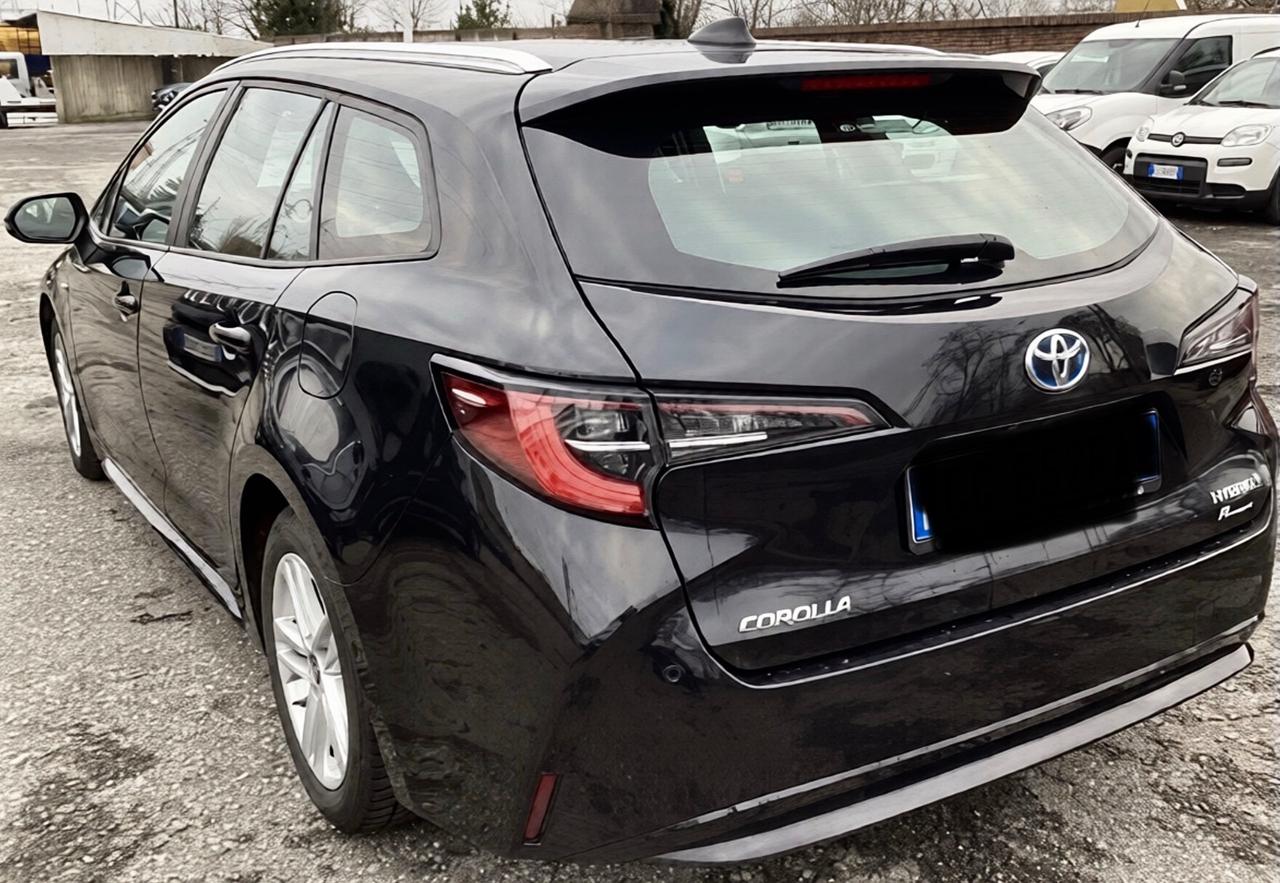 Toyota Corolla Touring Sports 1.8 Hybrid Business Tech