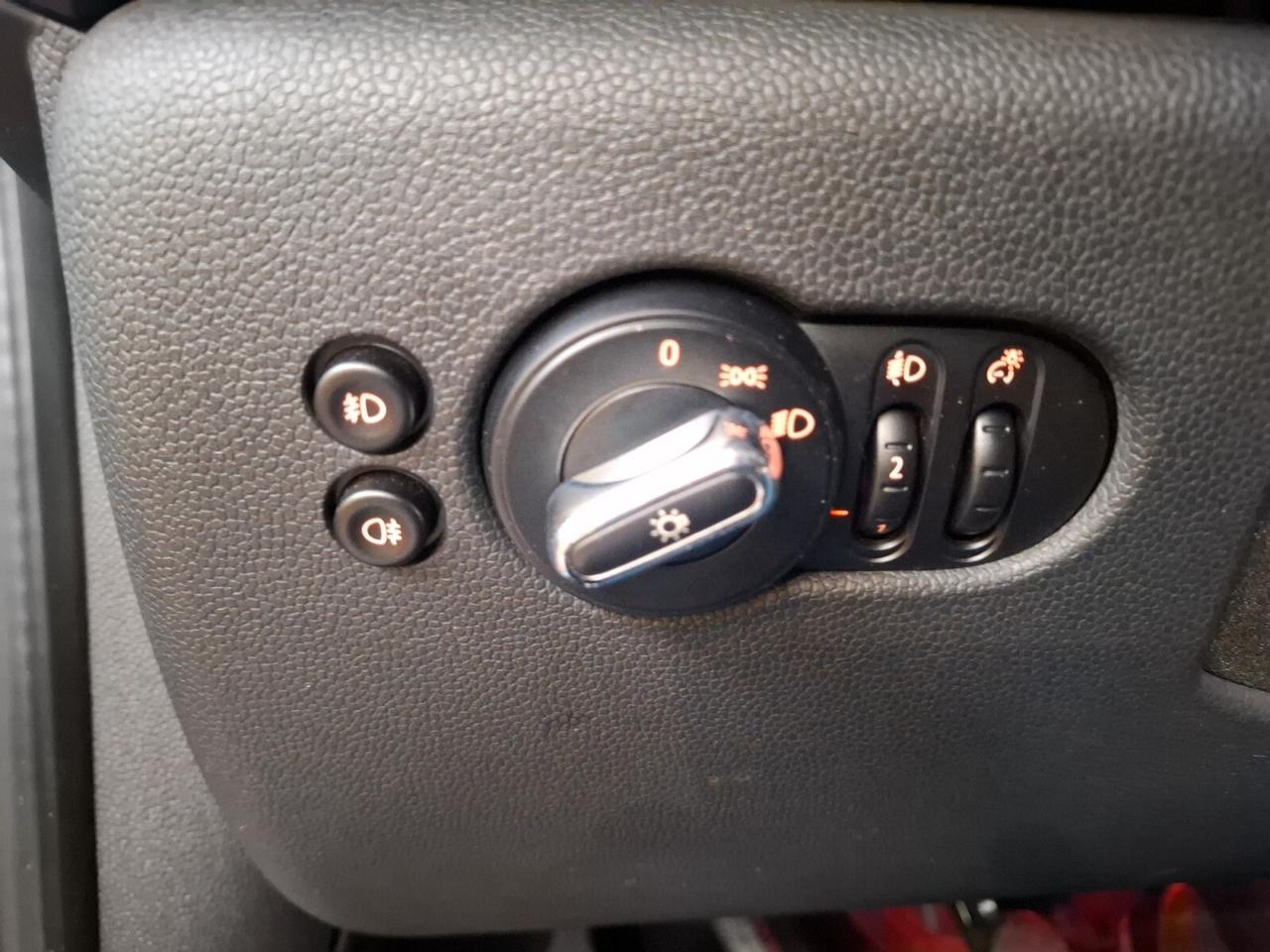 Mini COOPER 15 136CV 100 KW BENZINA NAVIGATORE