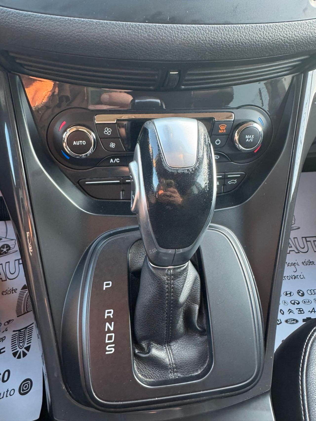 Ford Kuga 2.0 TDCI 150 CV S&S 4WD Powershift Titanium
