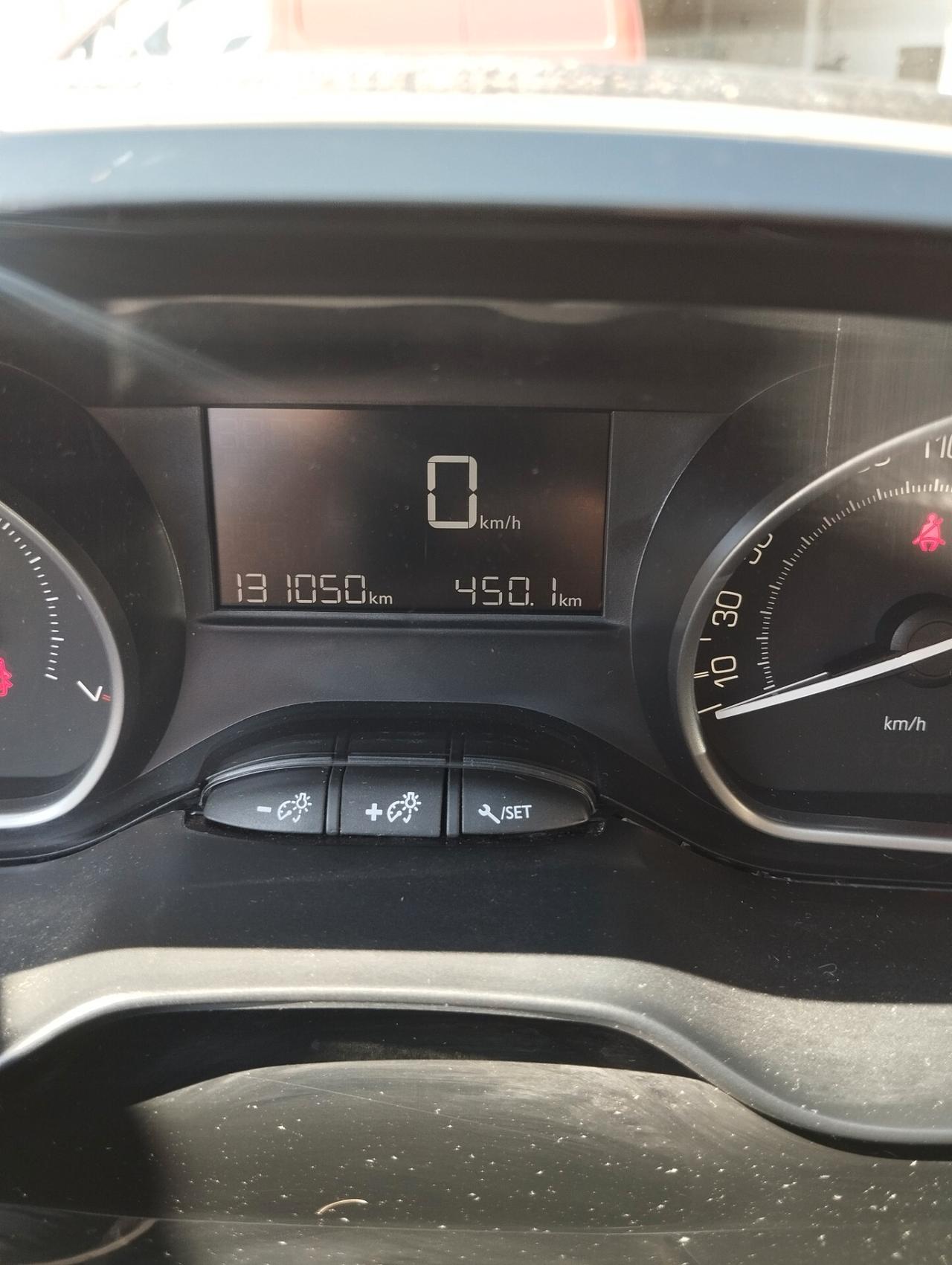 Peugeot 208 PureTech 82 5 porte Allure