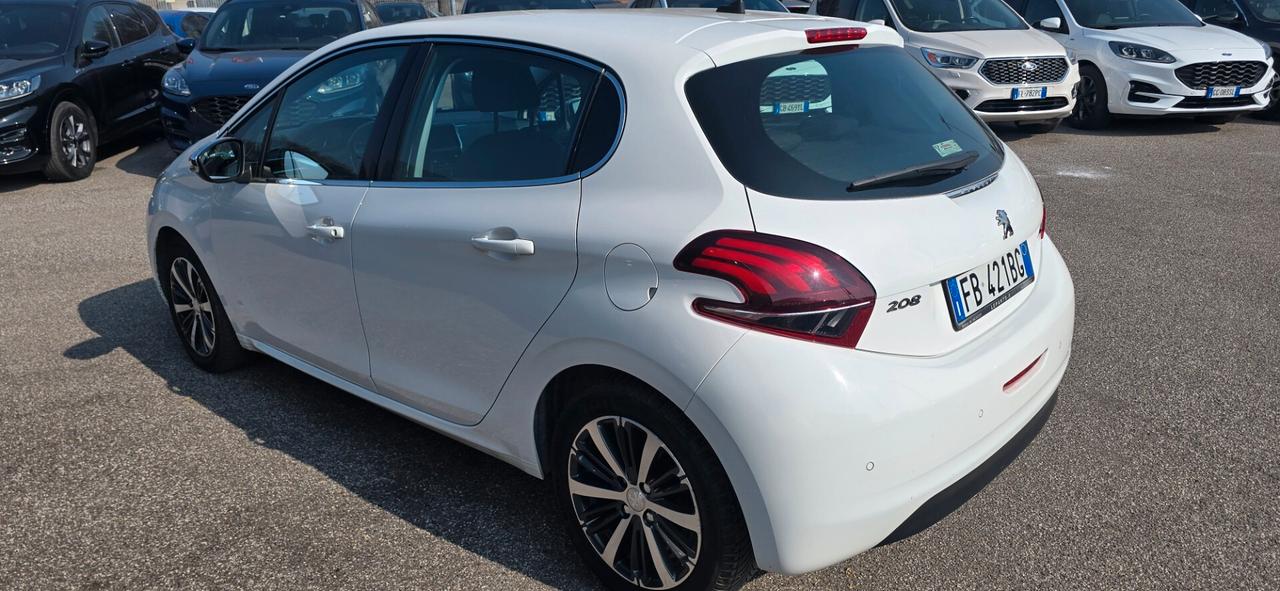 Peugeot 208 1.6 e-HDi 92 CV Stop&Start 5 porte Allure