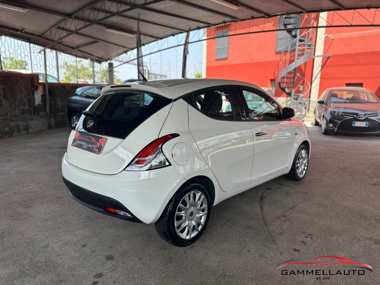 Lancia Ypsilon 1.3 MJT Silver 95CV
