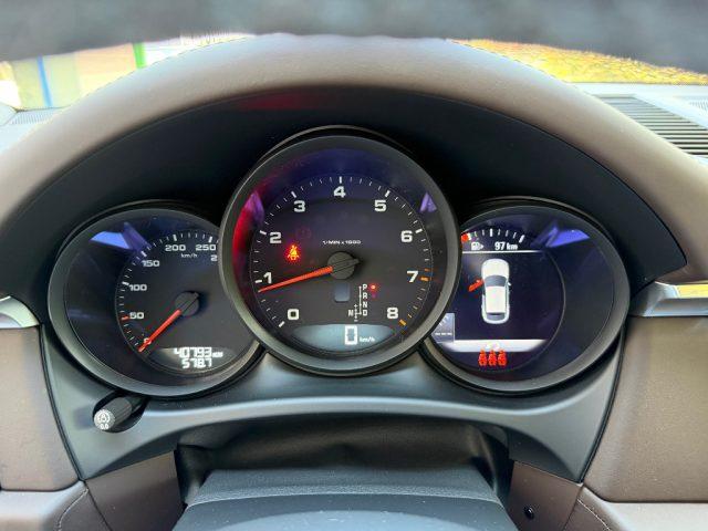 PORSCHE Macan 2.0 245CV PDK UNIPROPRIETARIO CERCHI DA 20" PASM