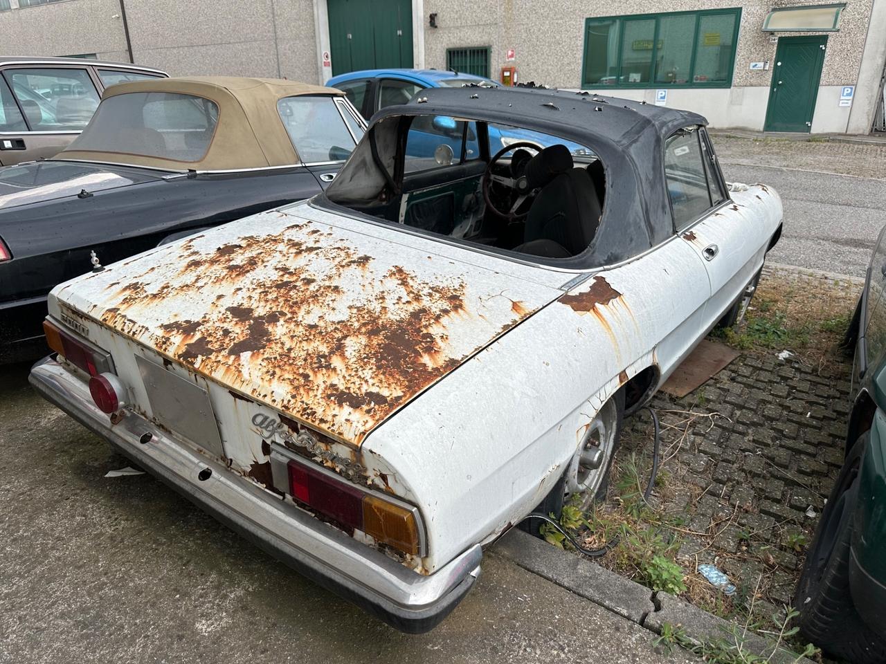 Alfa Romeo Spider 2.0 Veloce