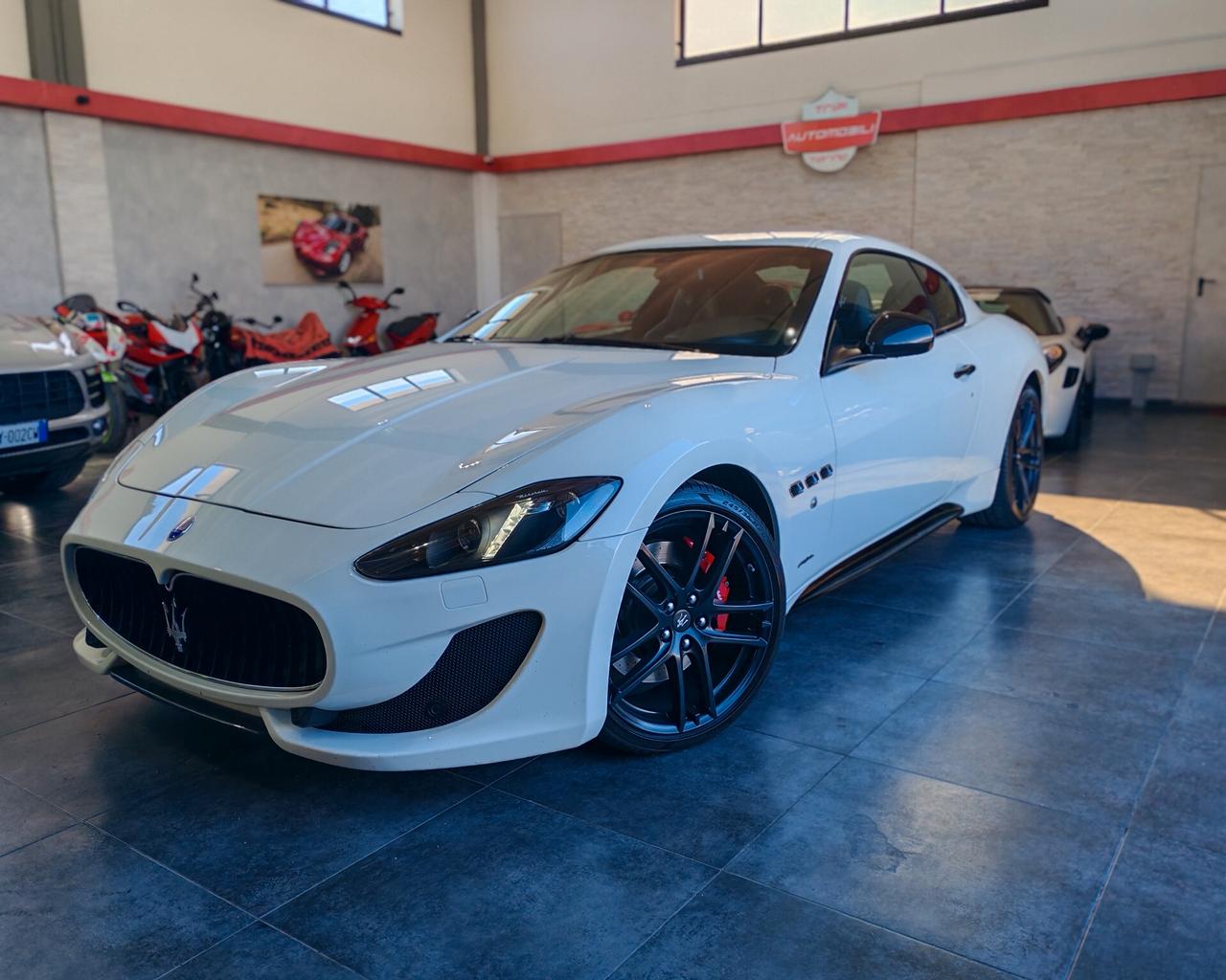 Maserati GranTurismo 4.7 V8 Sport MC-Line