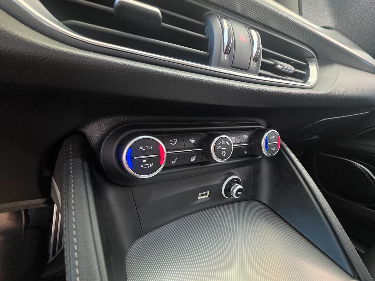 Alfa Romeo Stelvio 2.2 Turbodiesel 150 CV AT8 RWD Super