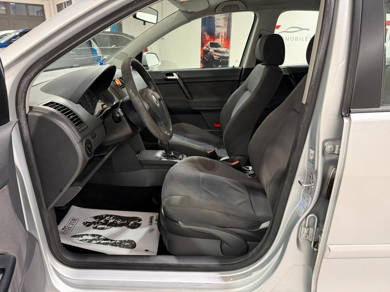 Volkswagen Polo 1.4/80CV 16V 5p. Comfortline