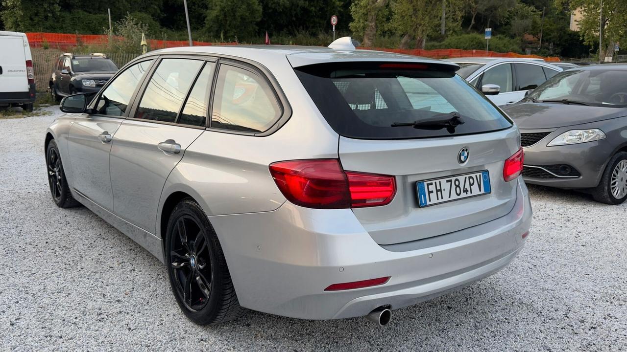 Bmw 318 318d Touring Business Advantage aut.