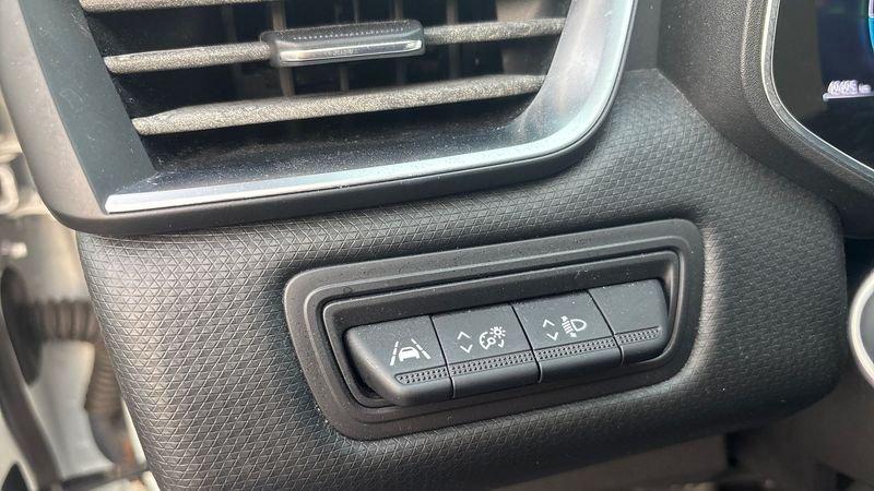 Renault Clio INTENS Hybrid E-TECH 140