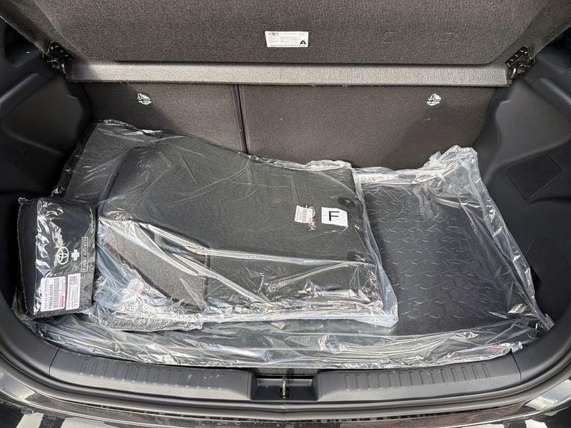 Toyota Yaris Yaris 1.5h 130 Lounge