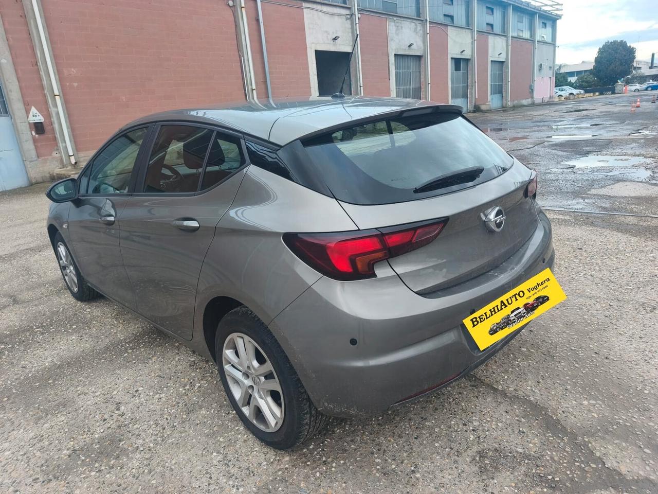 Opel Astra 2016---1.4 Benzina