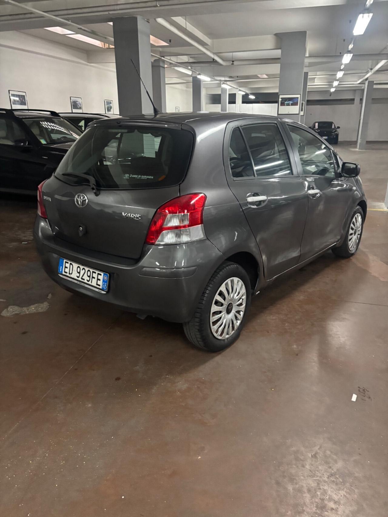 Toyota Yaris 1.4 D-4D DPF 5 porte Sol