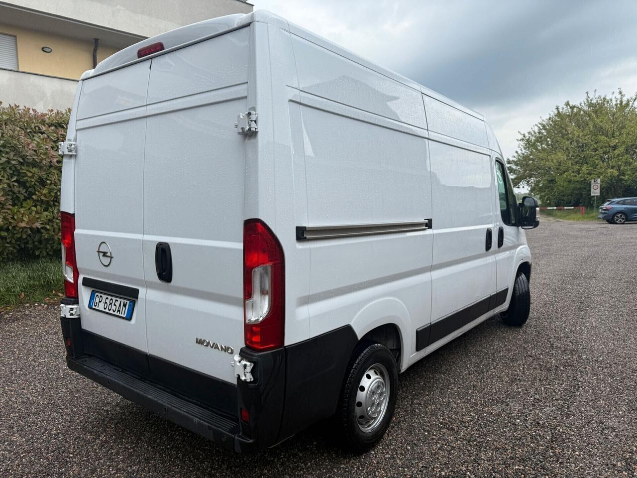 Opel Movano Passo Medio 2023