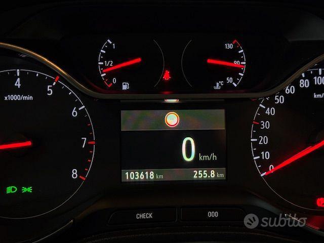 Opel Crossland 1.2 S&S 83CV ELEGANCE CAR PLAY TECH
