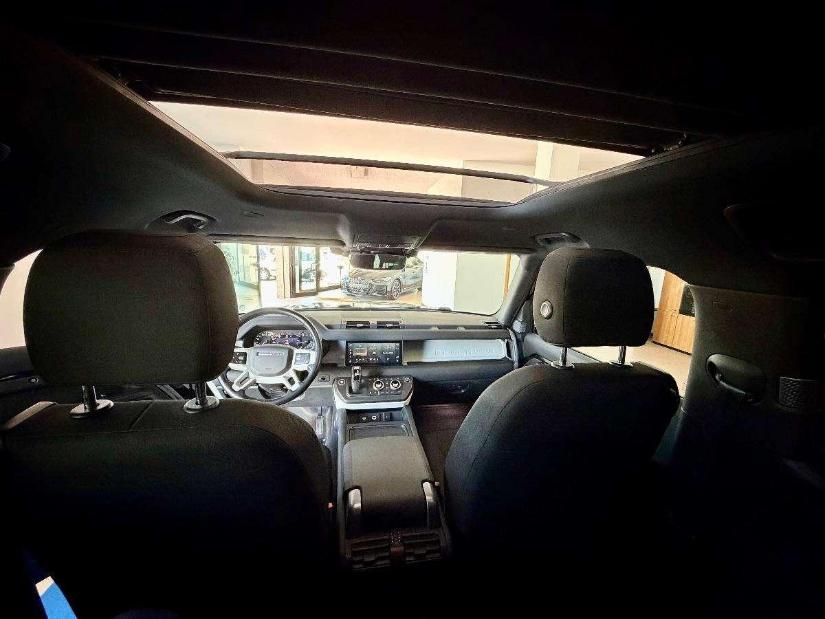 Land Rover Defender 90 3.0D I6 200 CV X-Dynamic SE