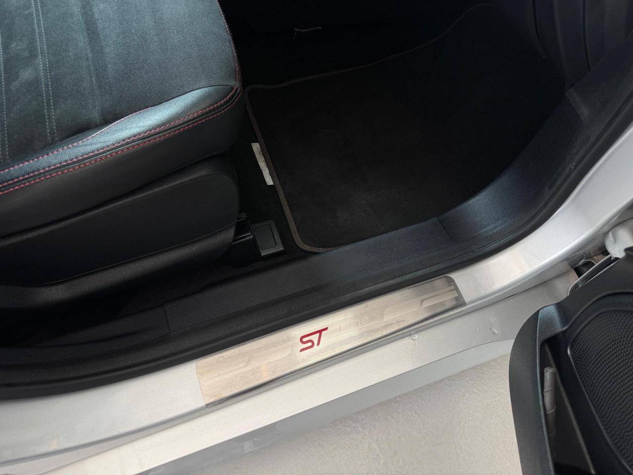 Ford EcoSport 1.0 ecoboost ST-Line s&s 125cv my19