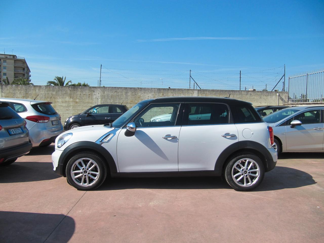 Mini Cooper D Countryman 1.6 Business - automatico + tetto panoramico
