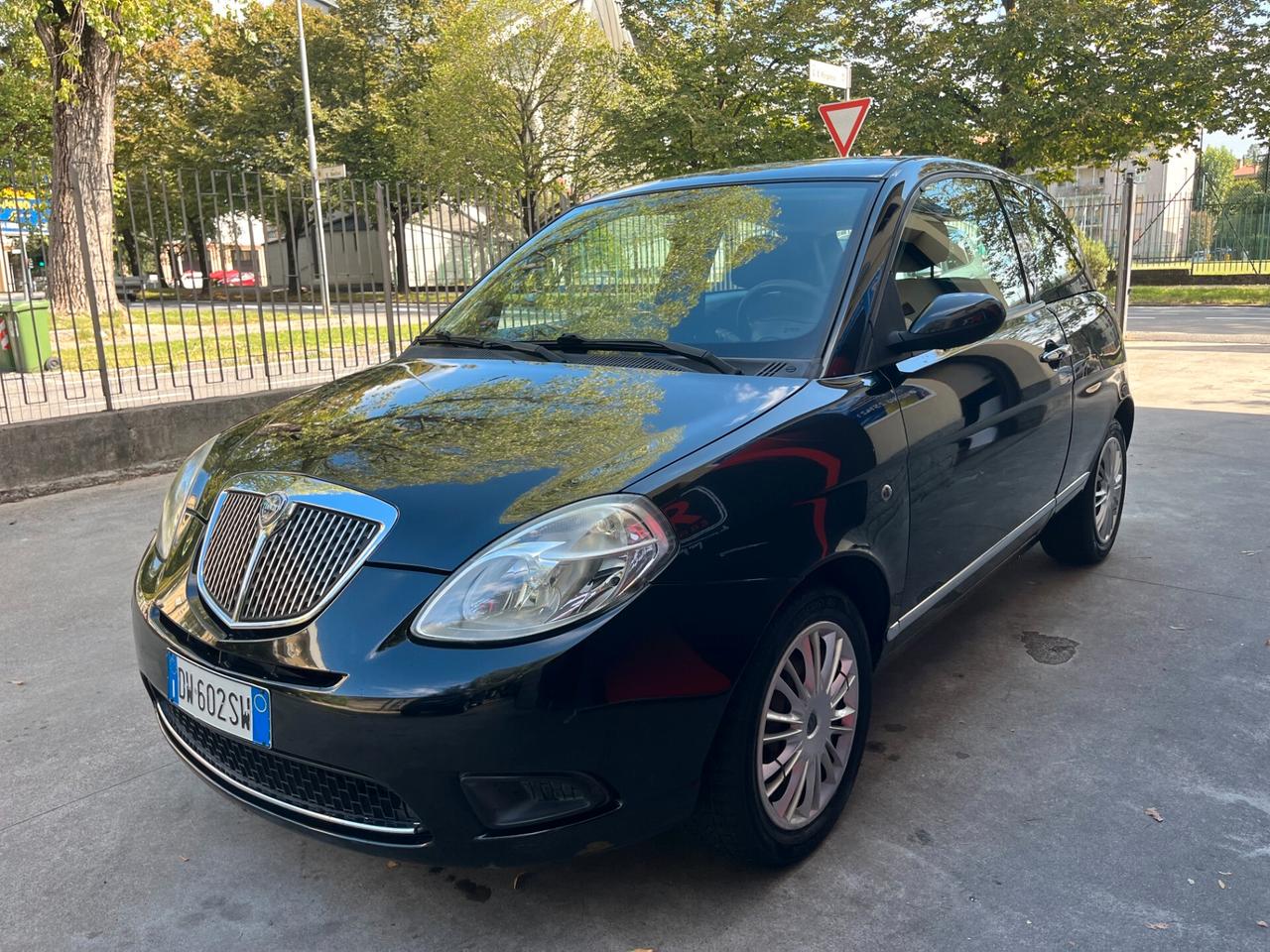 LANCIA YPSILON 1.2 BENZINA 3P ORO