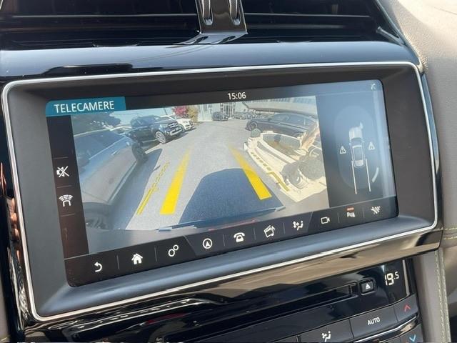 Jaguar F-Pace 2.0 D 180 CV AWD aut. R-Sport