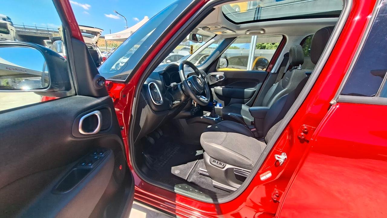 Fiat 500L 1.6 Multijet 120 CV Cross tetto panoramico