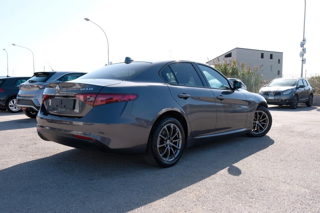 Alfa Romeo Giulia 2.2 Turbodiesel 160 CV AT8 Executive