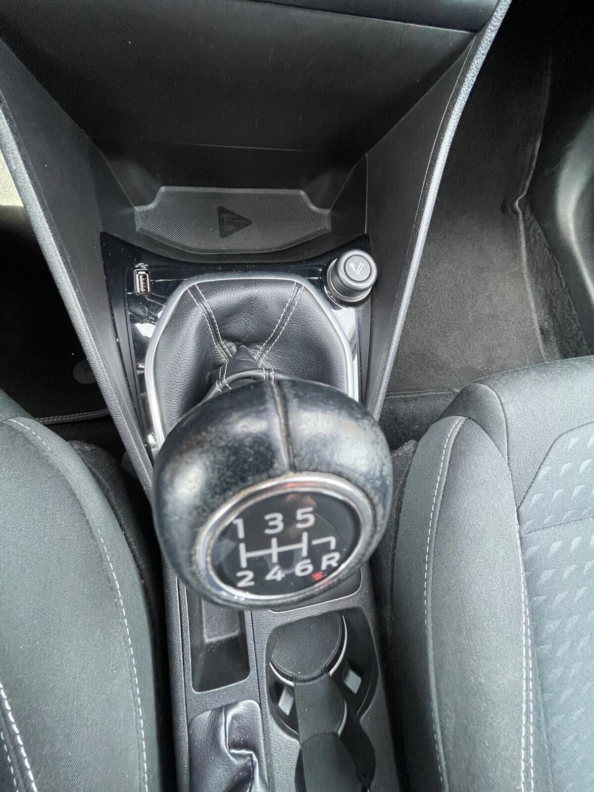 Ford Fiesta 1.5 TDCI 86cvTITANIUM CERCHI APPLE CAR PLAY LED MULTIFUNZIONE BLUETOOTH PDC ZEUS