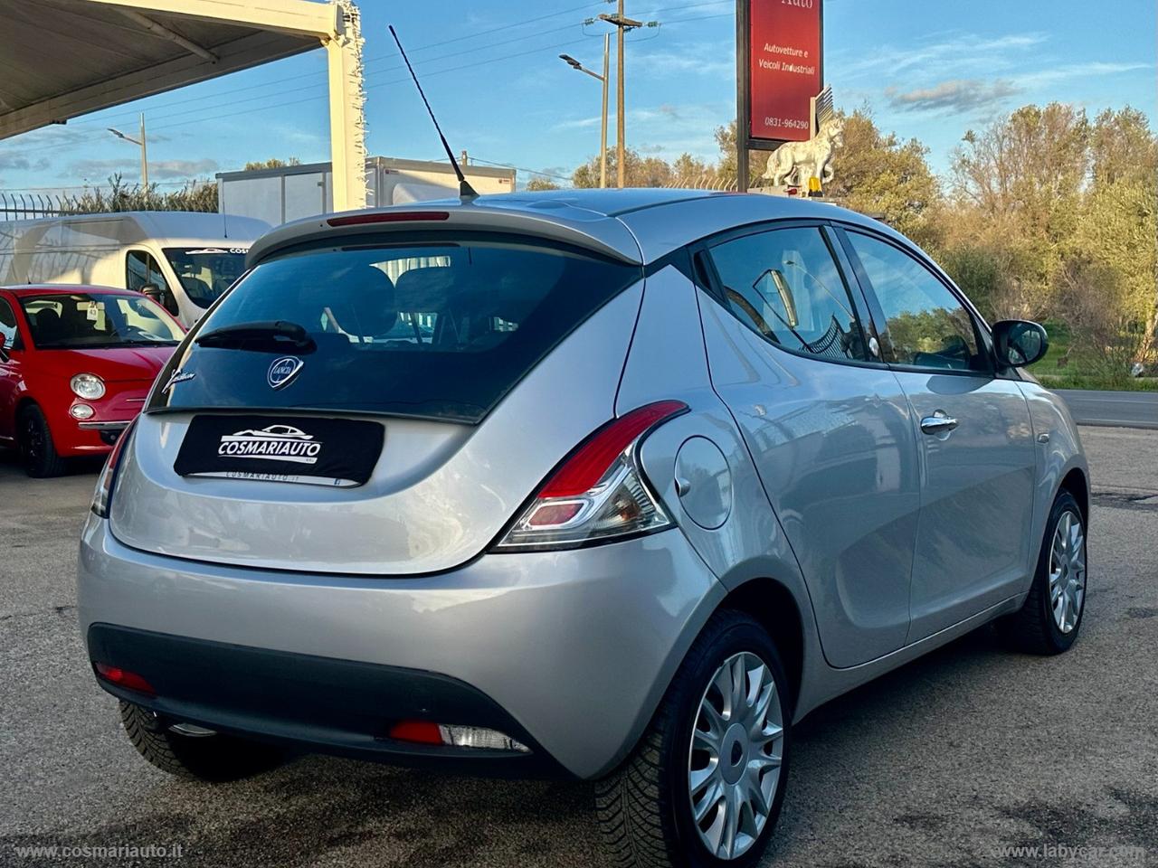 LANCIA Ypsilon 1.2 69 CV 5p. GPL Ecochic Gold
