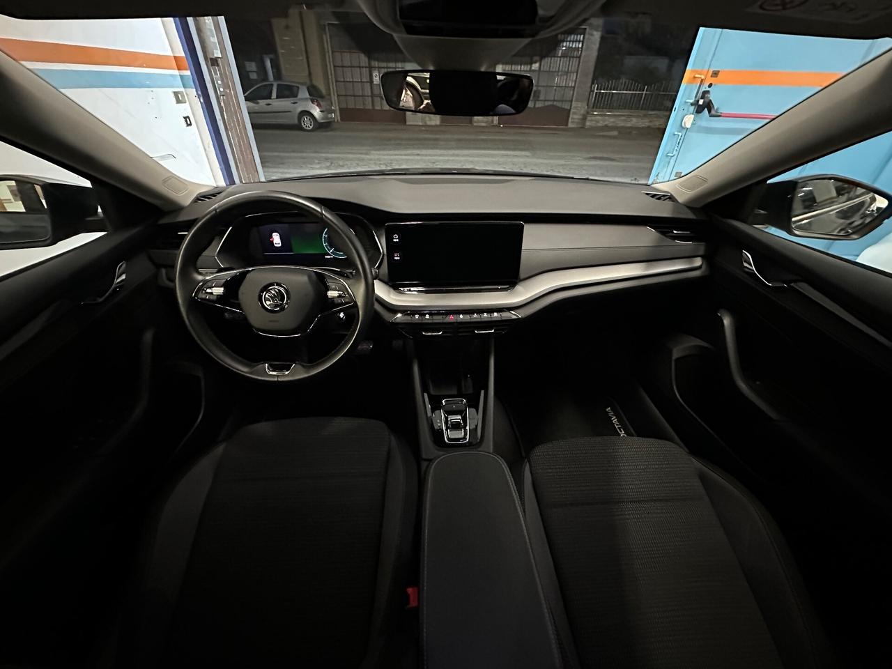 Skoda Octavia iV 1.4 TSI Plug-In Hybrid DSG Wagon Executive