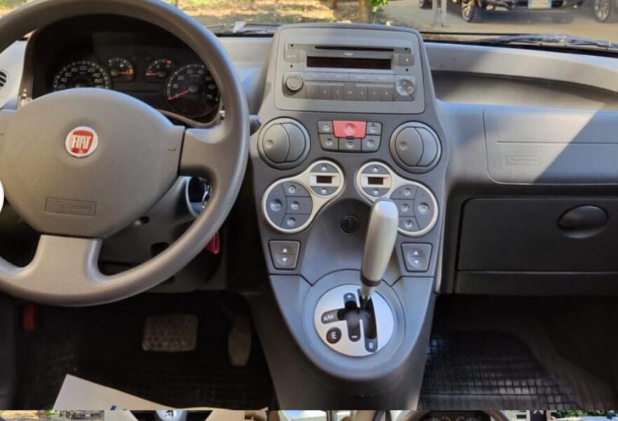 Fiat Panda 1.2 Emotion automatica km 35000