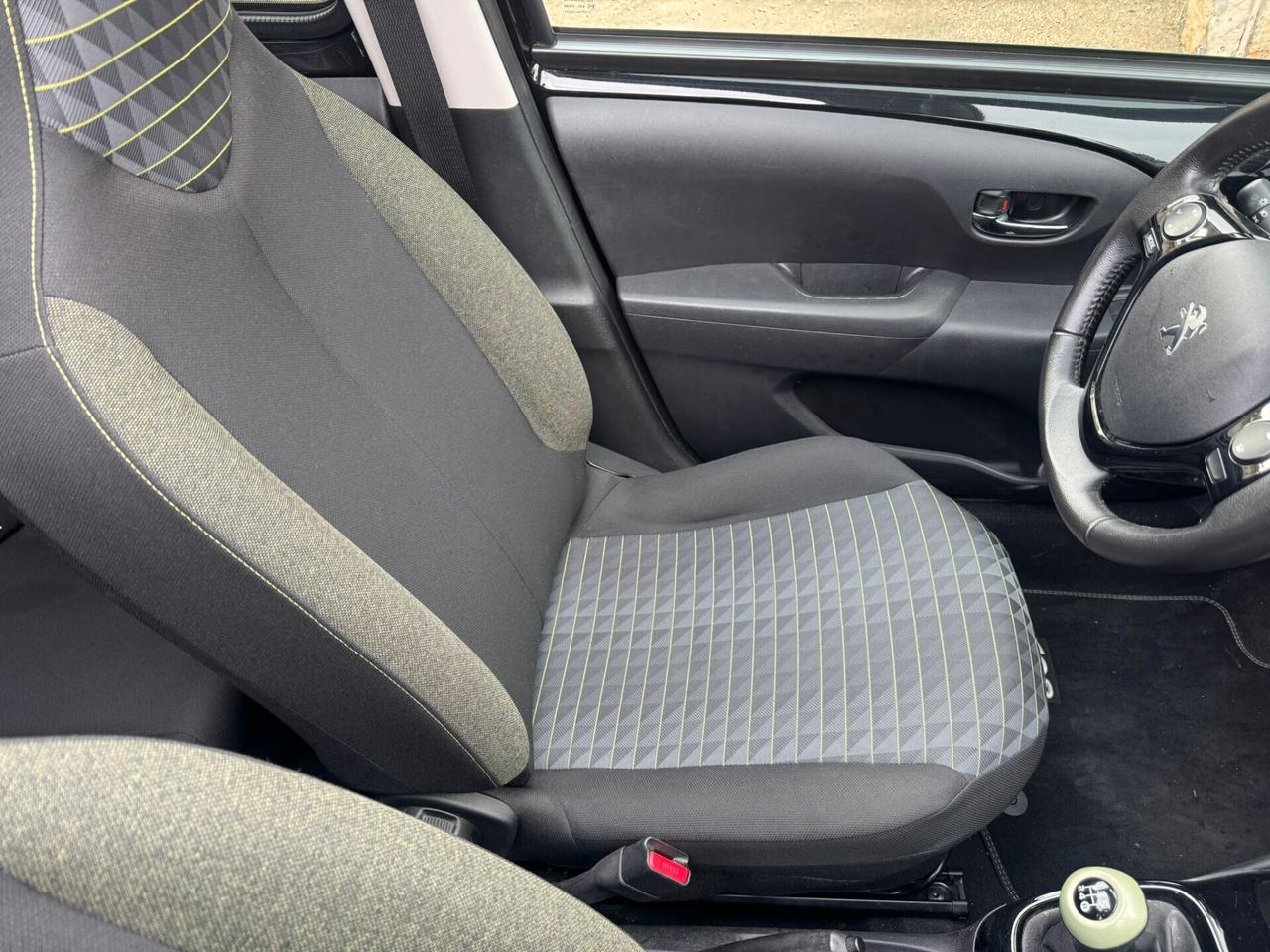 Peugeot 108 VTi 72 S&S 5 porte Allure