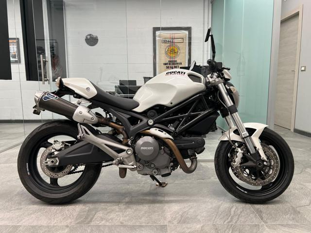 DUCATI Monster 696 696 plus*2 PROPRIETARIO*TERMIGNONI