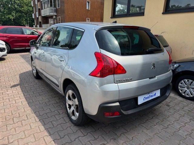 PEUGEOT 3008 1.6 e-HDi 112CV cambio robotizzato Stop&Start Tecn