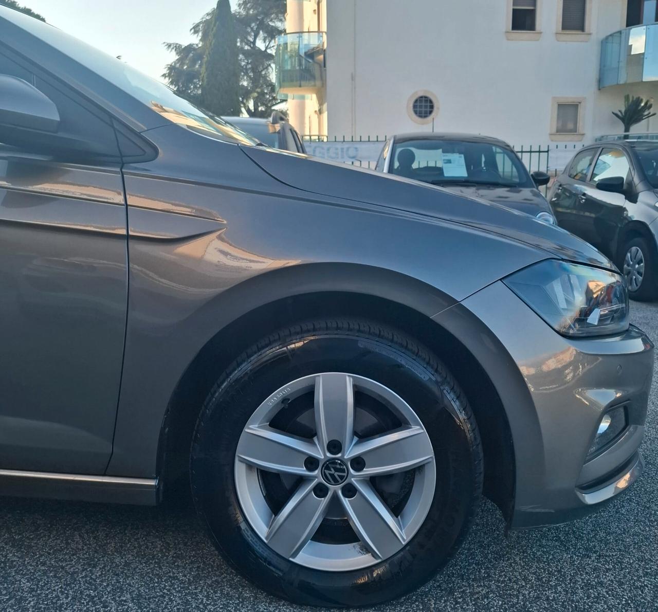 Volkswagen Polo 1.0 TGI . Highline BMT - 2021