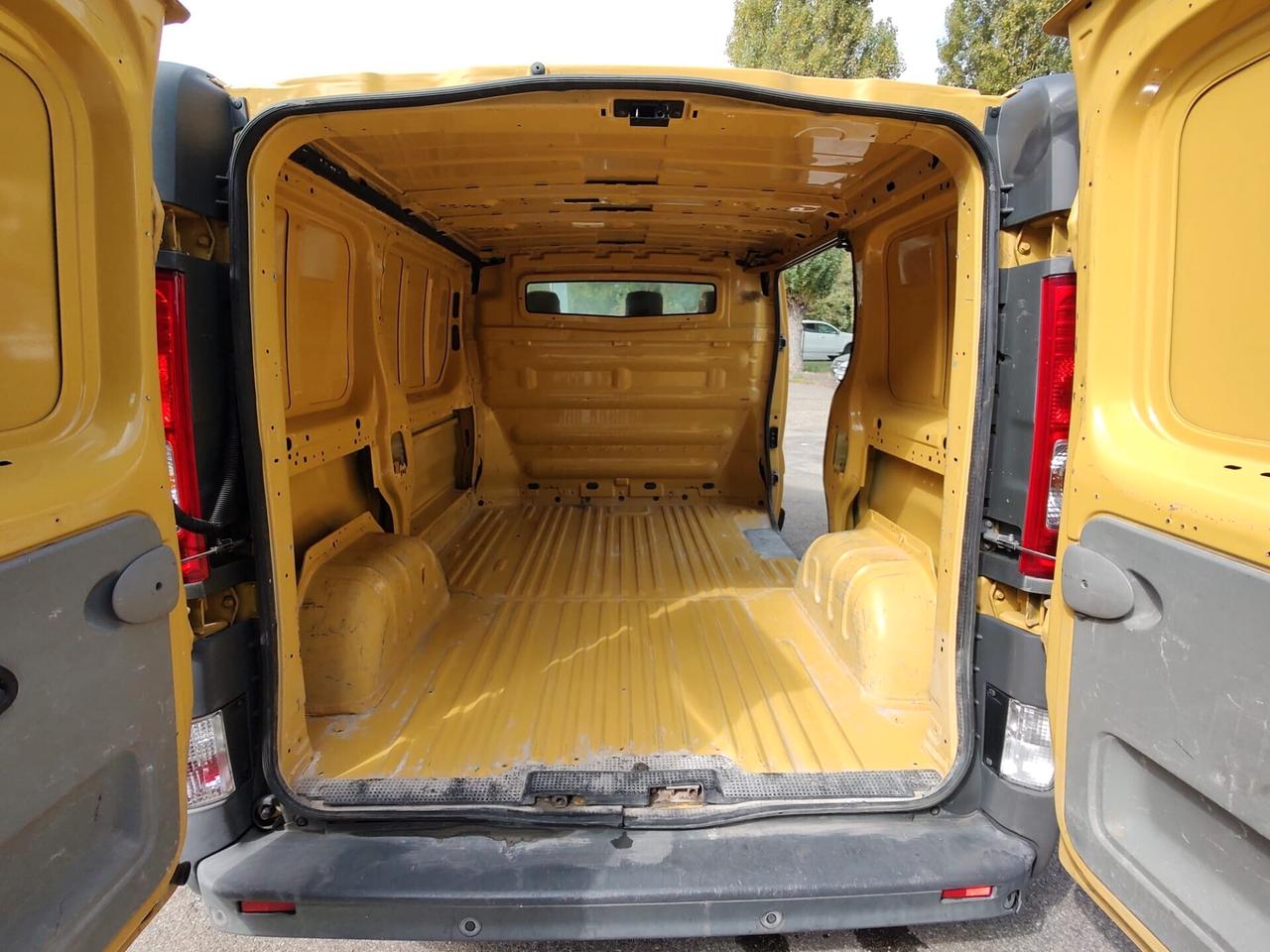 Opel Vivaro 29 2.5 CDTI PC-TA Furgone Fap OK NEOPATENTATI